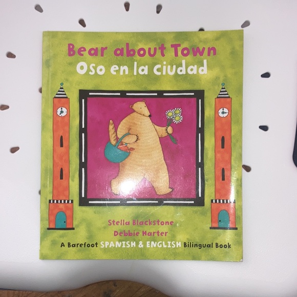 “Bear about town“ Kids Bilingual learning book - Picture 2 of 8